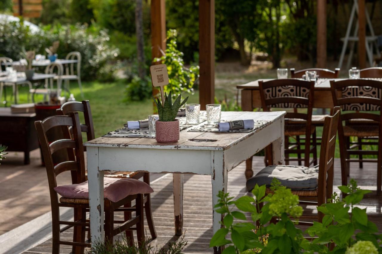 Favorita Food&Wine Resort Бастия Умбра Екстериор снимка