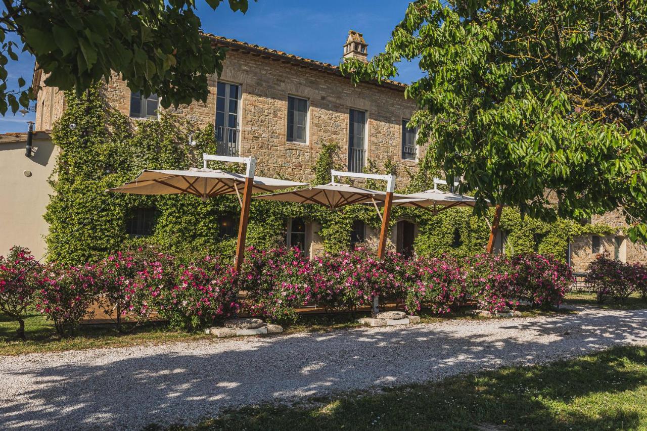 Favorita Food&Wine Resort Бастия Умбра Екстериор снимка